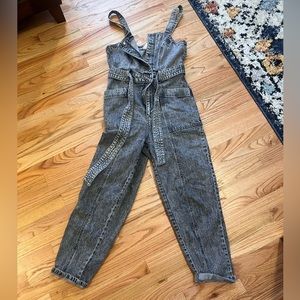Universal Thread denim overalls size 6